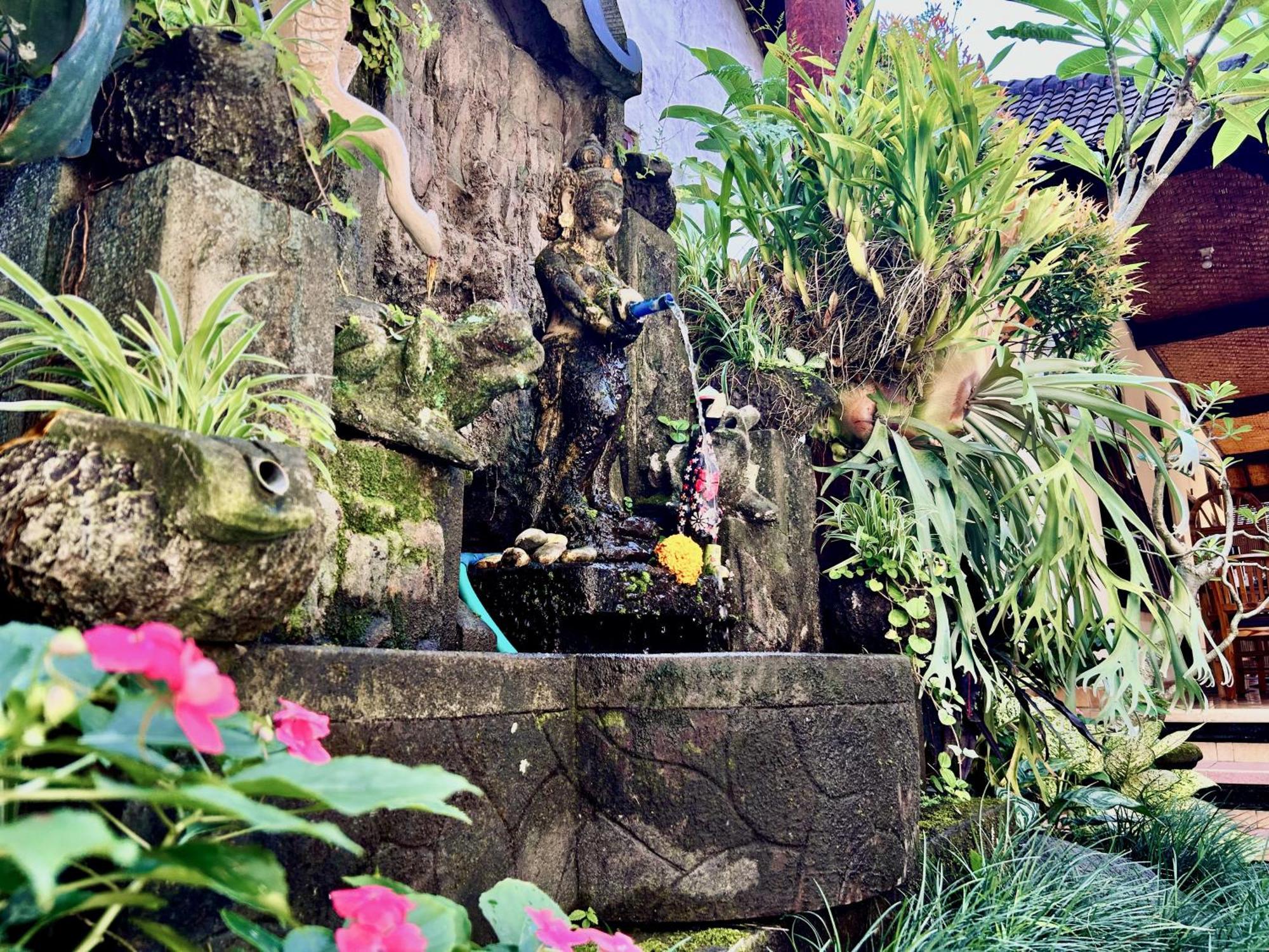 Wirya House Hotel Ubud Eksteriør billede